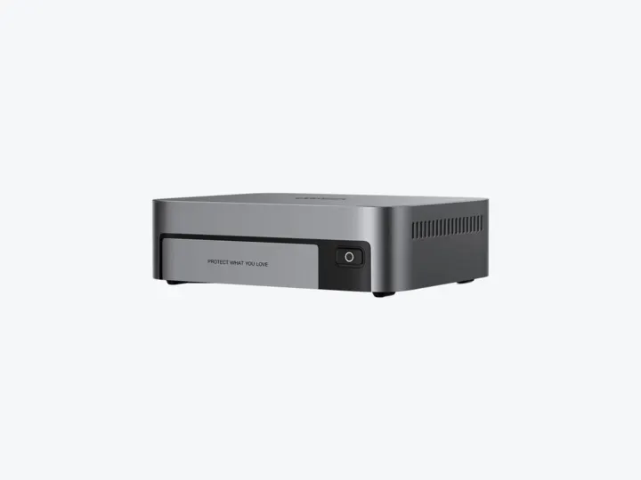 UGREEN NASync DXP480T Plus network attached storage system